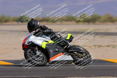 media/Oct-08-2022-SoCal Trackdays (Sat) [[1fc3beec89]]/Turn 16 (125pm)/